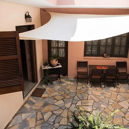 Manthiata * Exanthia